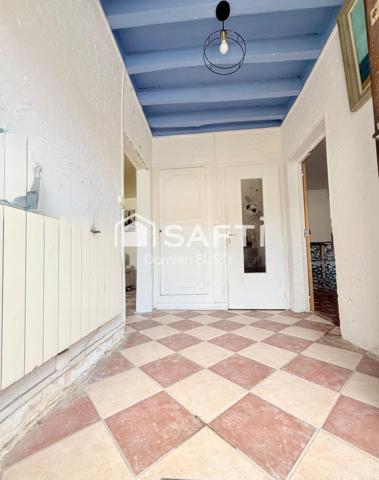 Maison à fort potentiel avec des dépendances
