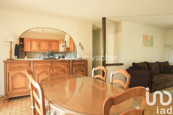 Maison 5 pièces de 100 m² à La Ville-du-Bois (91620)