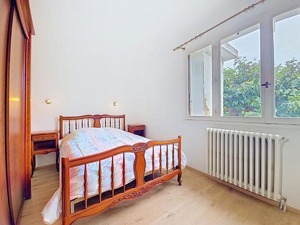 Auzeville-Tolosane - Maison familiale 120 m² avec 4 chambres, bureau et terrain arboré de 1 500 m²