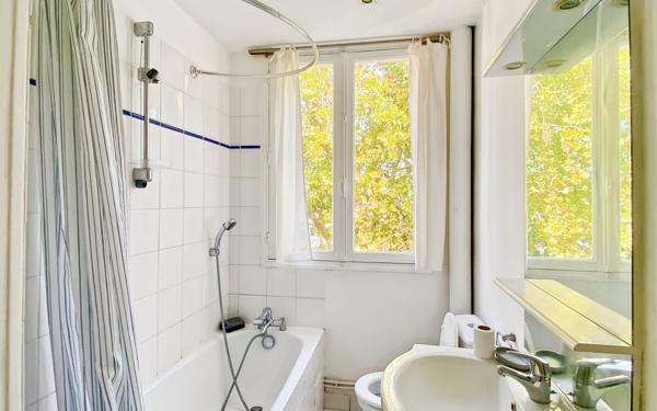 Appartement à vendre    2 pièces • 49,57 m2 Versailles