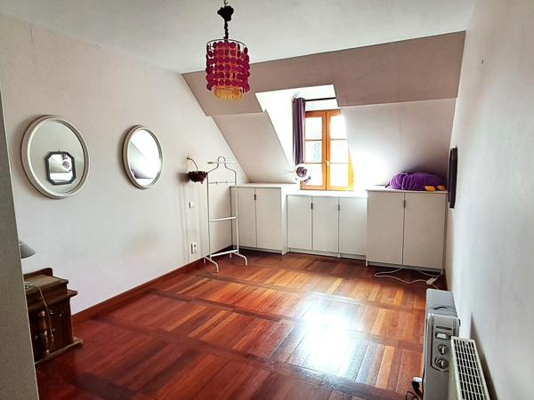 Maison dans un hameau au calme de 3 chambres avec jardin et garage