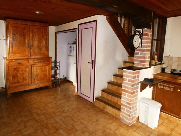 Maison dans un hameau au calme de 3 chambres avec jardin et garage