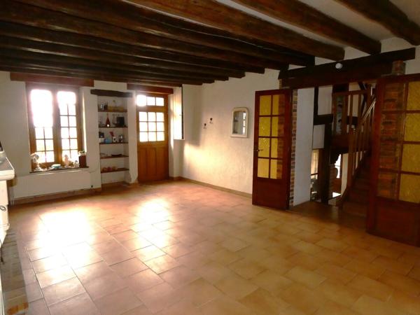 Maison dans un hameau au calme de 3 chambres avec jardin et garage