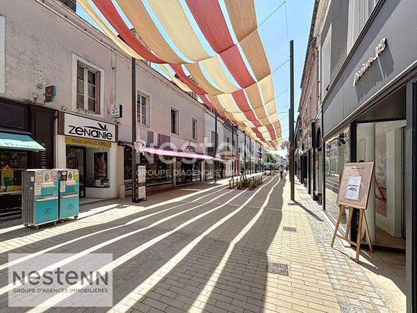 Local commercial à vendre à Challans - Opportunité à saisir
