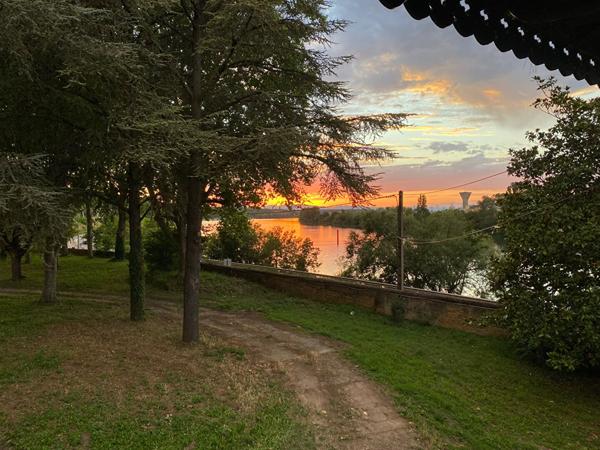 Deux maisons avec parc de 6910m²  vu Saône