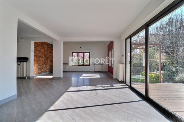 Achat maison près de LE PLESSIS TREVISE - 8 pièce(s) - 161 m² - 769 000 €