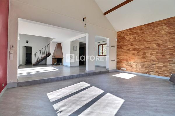 Achat maison près de LE PLESSIS TREVISE - 8 pièce(s) - 161 m² - 769 000 €