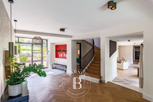 Valbonne, Villa 5 Chambres -  615 m² à vendre