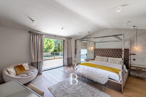 Valbonne, Villa 5 Chambres -  615 m² à vendre