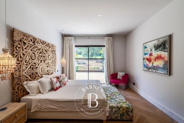Valbonne, Villa 5 Chambres -  615 m² à vendre
