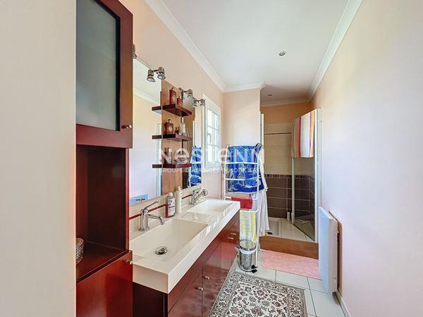 A Vendre maison 5 pièces 3 chambres de 141 m2