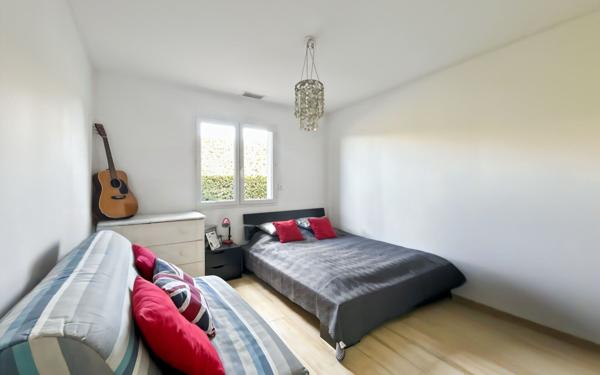 Maison à vendre    8 pièces •  Aussonne