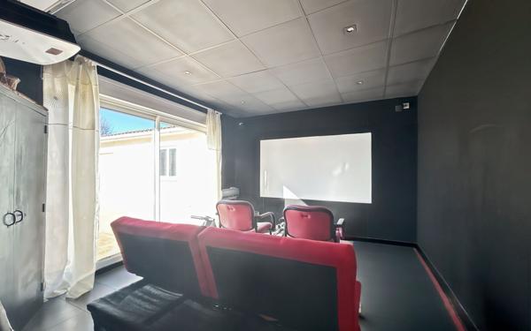 Maison à vendre    8 pièces •  Aussonne