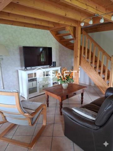 Une belle et spacieuse maison contemporaine