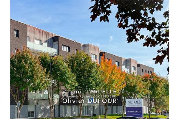 Mont-Saint-Aignan - Universités, appartement 1 chambre, cave et 2 places de parking