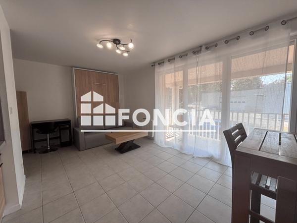 Location Studio meublé 28.3 m² - 61 AVENUE DE L'AERODROME Dax 40100