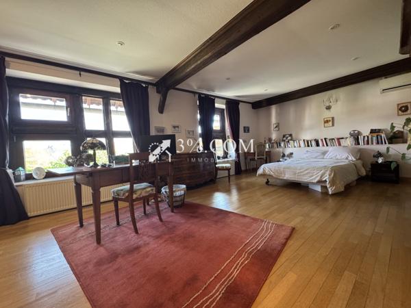 Maison 7 pièce(s) 5 chambre(s) 290 m²