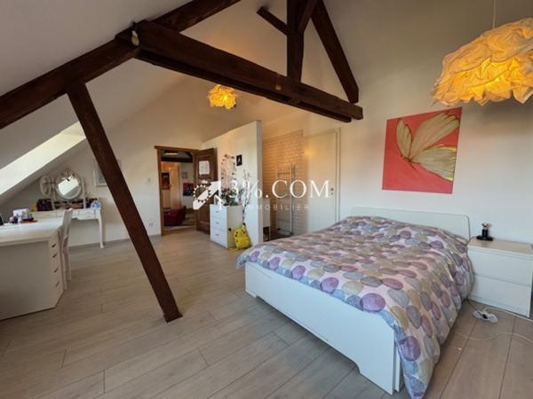 Maison 7 pièce(s) 5 chambre(s) 290 m²