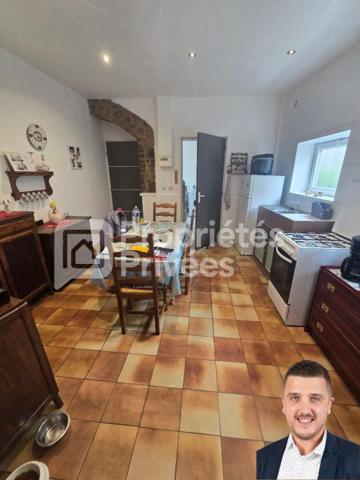 Immeuble Hirson 8 pièce(s) 120 m2