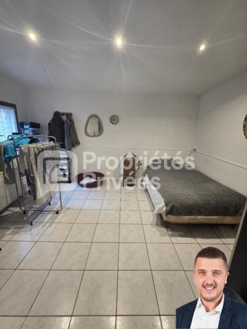 Immeuble Hirson 8 pièce(s) 120 m2