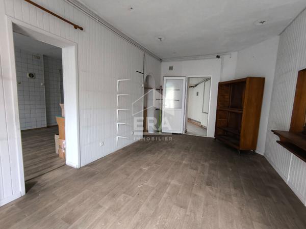 20666 - Local Commercial à Crouy