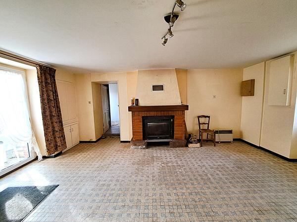 MAISON EN PIERRE DE 91M² A RENOVER- SAINT FULGENT