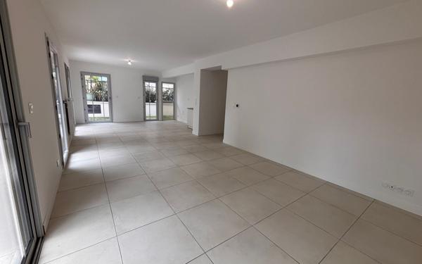 Appartement à vendre    4 pièces • 97,96 m2 Arcachon