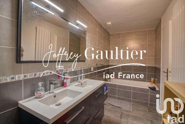 apartment rental 5 rooms 113 m² Éragny