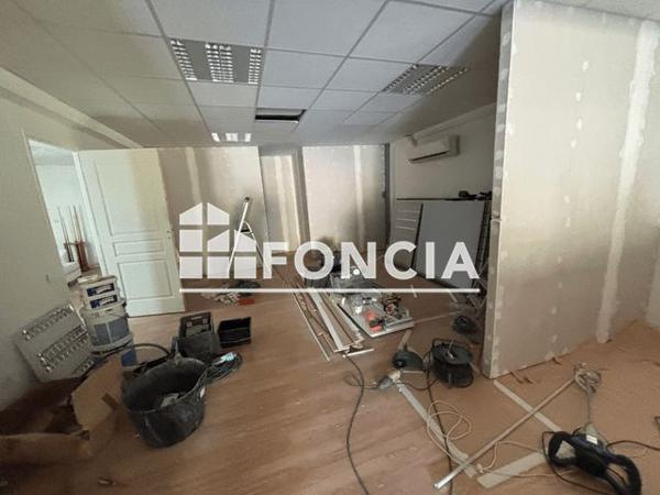 Location Local commercial 3 pièces 90 m² - 1690 ROUTE DE LYON Soyon 07130