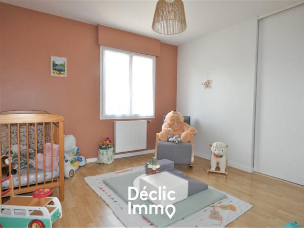 Vente maison individuelle Belleville sur vie, 152m² 6 pièces 369 950€ avec garage