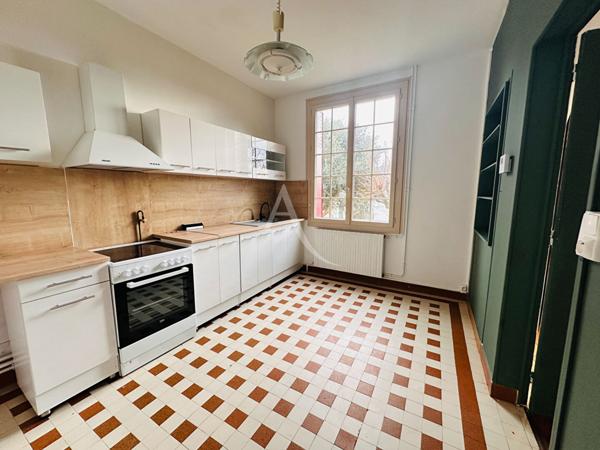 Maison familiale - Rive droite de Saintes, secteur recherché