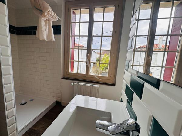 Maison familiale - Rive droite de Saintes, secteur recherché