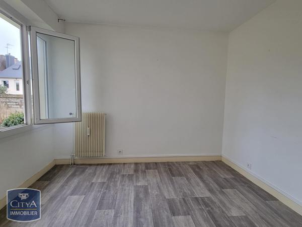 Appartement à louer 3 pièces 69.29m² Saint-Brieuc (22000)