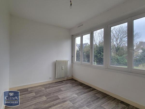 Appartement à louer 3 pièces 69.29m² Saint-Brieuc (22000)