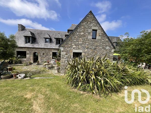 Demeure 7 pièces de 167 m² à Pleumeur-Bodou (22560)