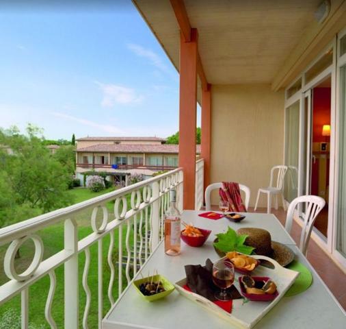 INVESTISSEMENT LOCATIF – GRAU DU ROI – Résidence de Tourisme SOWELL Family Grau du Roi – 6,18 % de rentabilité