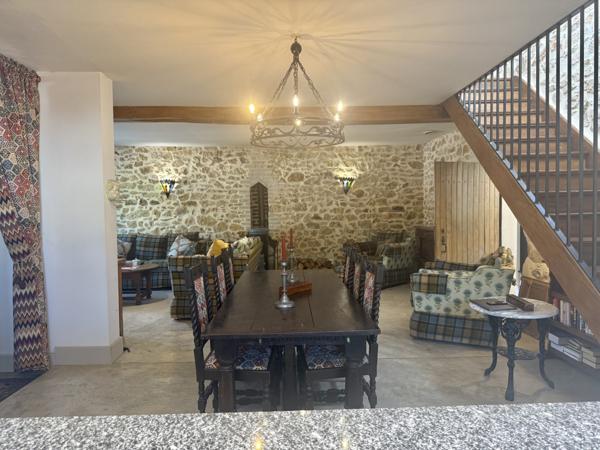 Saint-Vite (47500) LOT ET GARONNE Saint Vite Maison en pierre avec 3 chambres, maison des ami et jardin