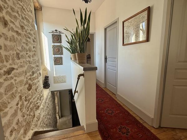 Saint-Vite (47500) LOT ET GARONNE Saint Vite Maison en pierre avec 3 chambres, maison des ami et jardin