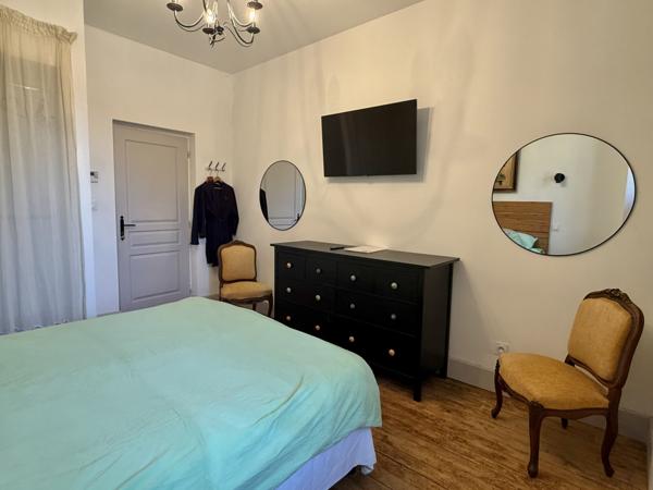 Saint-Vite (47500) LOT ET GARONNE Saint Vite Maison en pierre avec 3 chambres, maison des ami et jardin