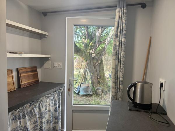 Saint-Vite (47500) LOT ET GARONNE Saint Vite Maison en pierre avec 3 chambres, maison des ami et jardin