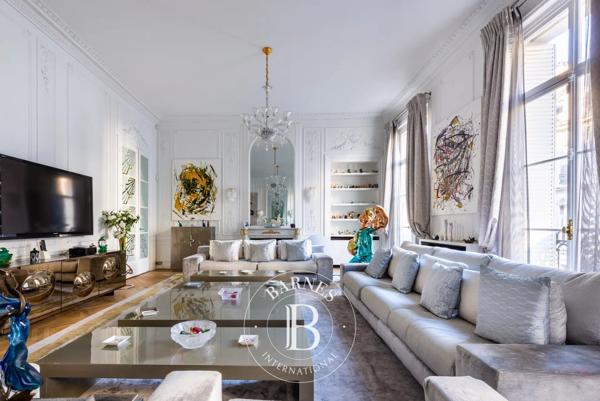 Rueil-Malmaison, Maison 5 Chambres -  500 m² à vendre