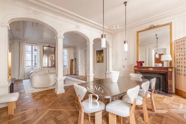 Rueil-Malmaison, Maison 5 Chambres -  500 m² à vendre