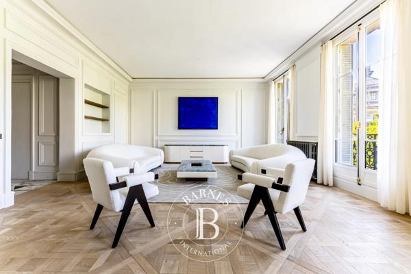 Rueil-Malmaison, Maison 5 Chambres -  500 m² à vendre