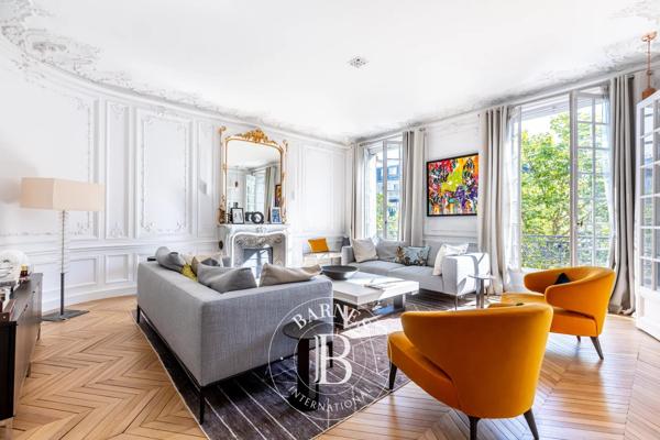 Rueil-Malmaison, Maison 5 Chambres -  500 m² à vendre