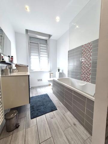 Maison à vendre 8 pièces 125m² Cambrai (59400)