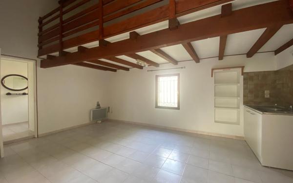 Maison à louer    2 pièces • 34,99 m2 Labastide-Saint-Pierre