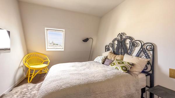 Appartement Paris 18e - RUE D'AMSTERDAM