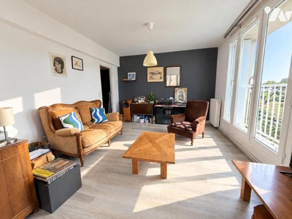 2348 - MORLAIX - APPARTEMENT T3 - 54M² - DERNIER ETAGE COPROPRIETE RENOVEE