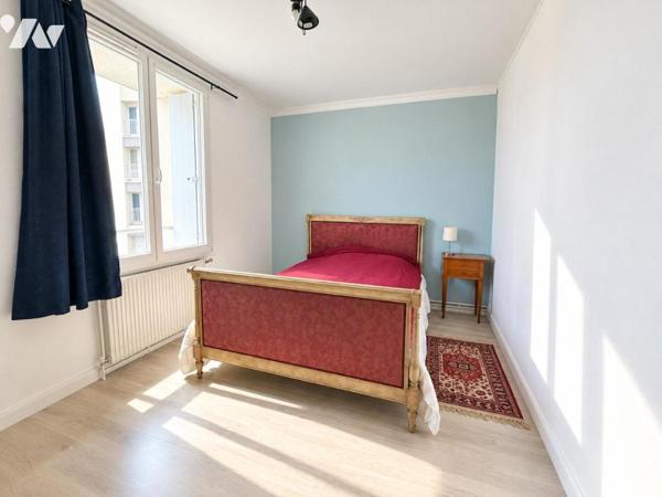 2348 - MORLAIX - APPARTEMENT T3 - 54M² - DERNIER ETAGE COPROPRIETE RENOVEE