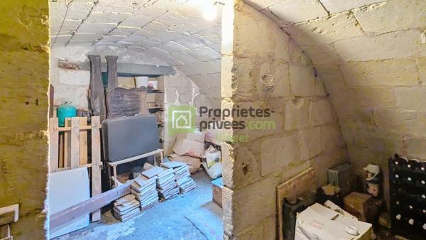 Maison de bourg. Viager occupé. BOURGUEIL